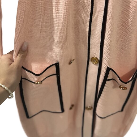 V neck Knitted dress with pockets - Picture 4 of 5